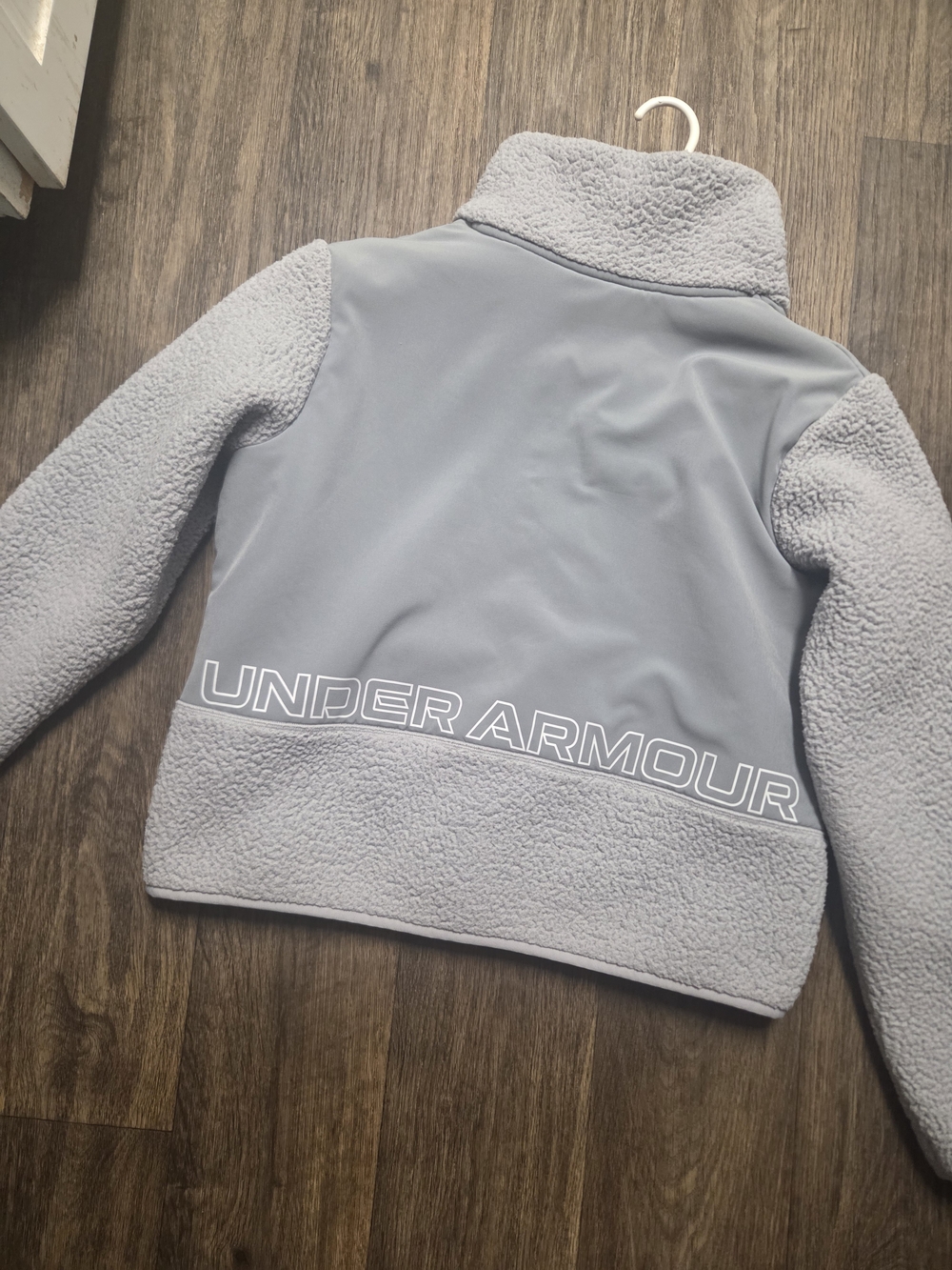Women light gray Under Armour Sherpa fleece jacket